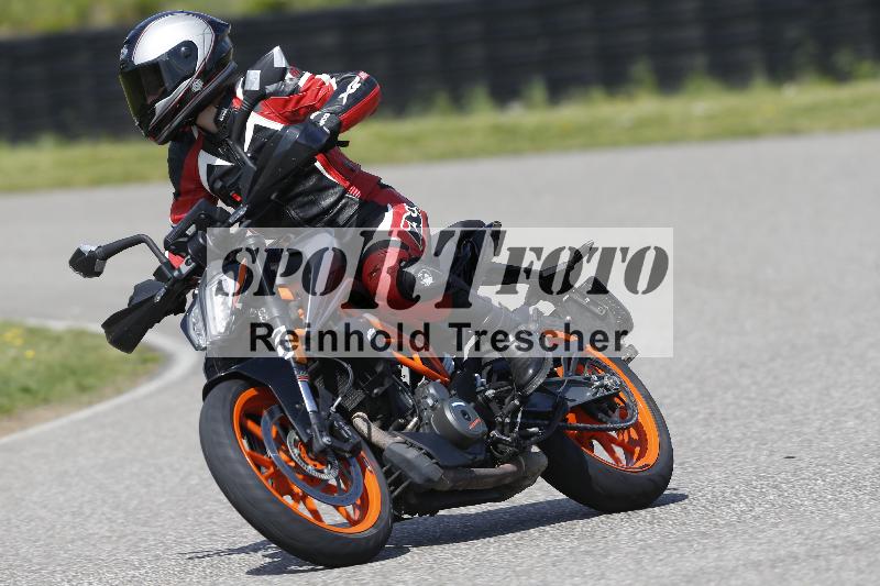 Archiv-2025/09 22.04.2025 Cornu Master School ADR/gruen-vert/36